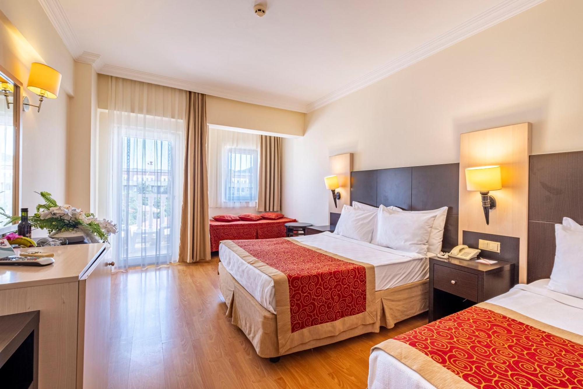 Viking Garden Hotel 凯梅尔 外观 照片