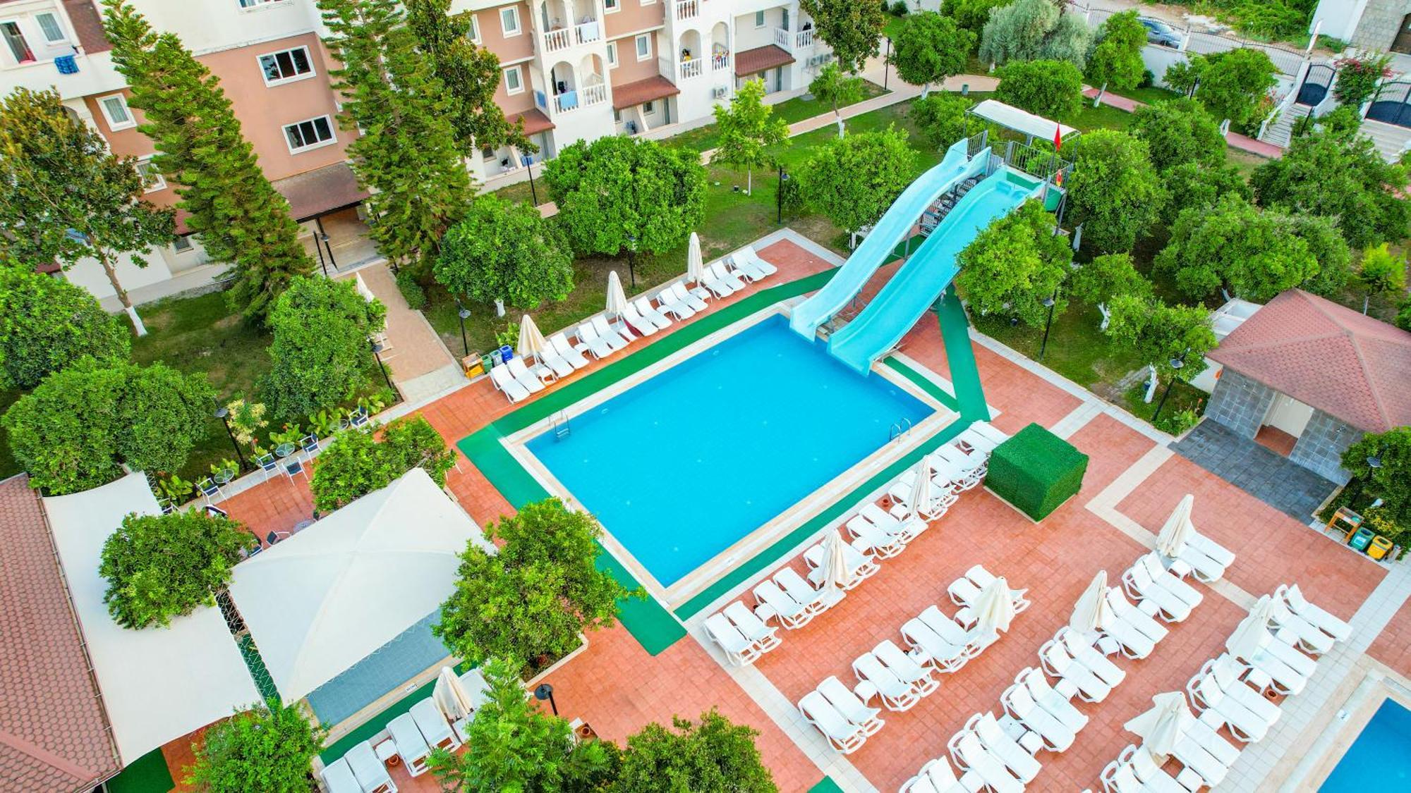 Viking Garden Hotel 凯梅尔 外观 照片