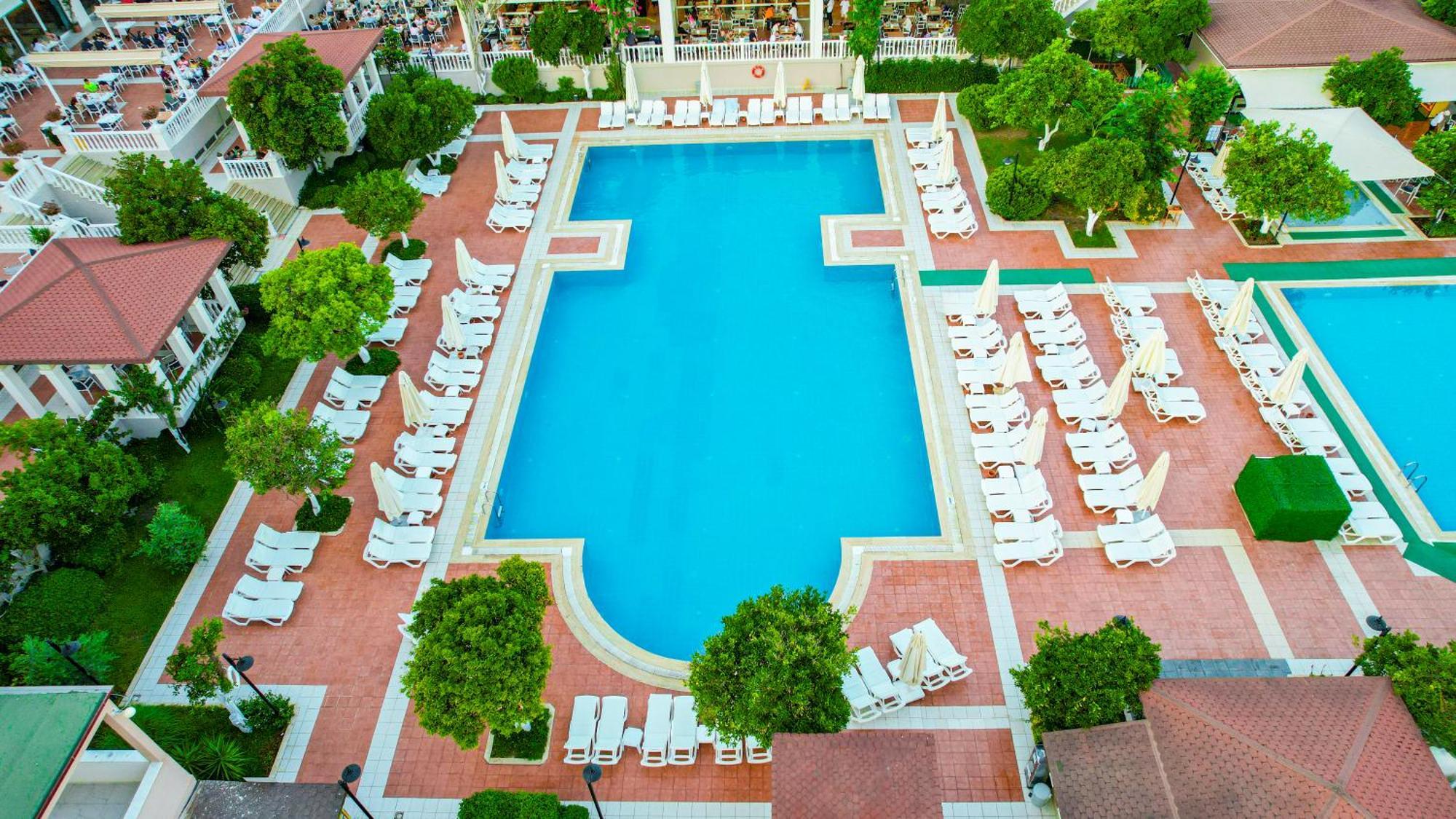 Viking Garden Hotel 凯梅尔 外观 照片
