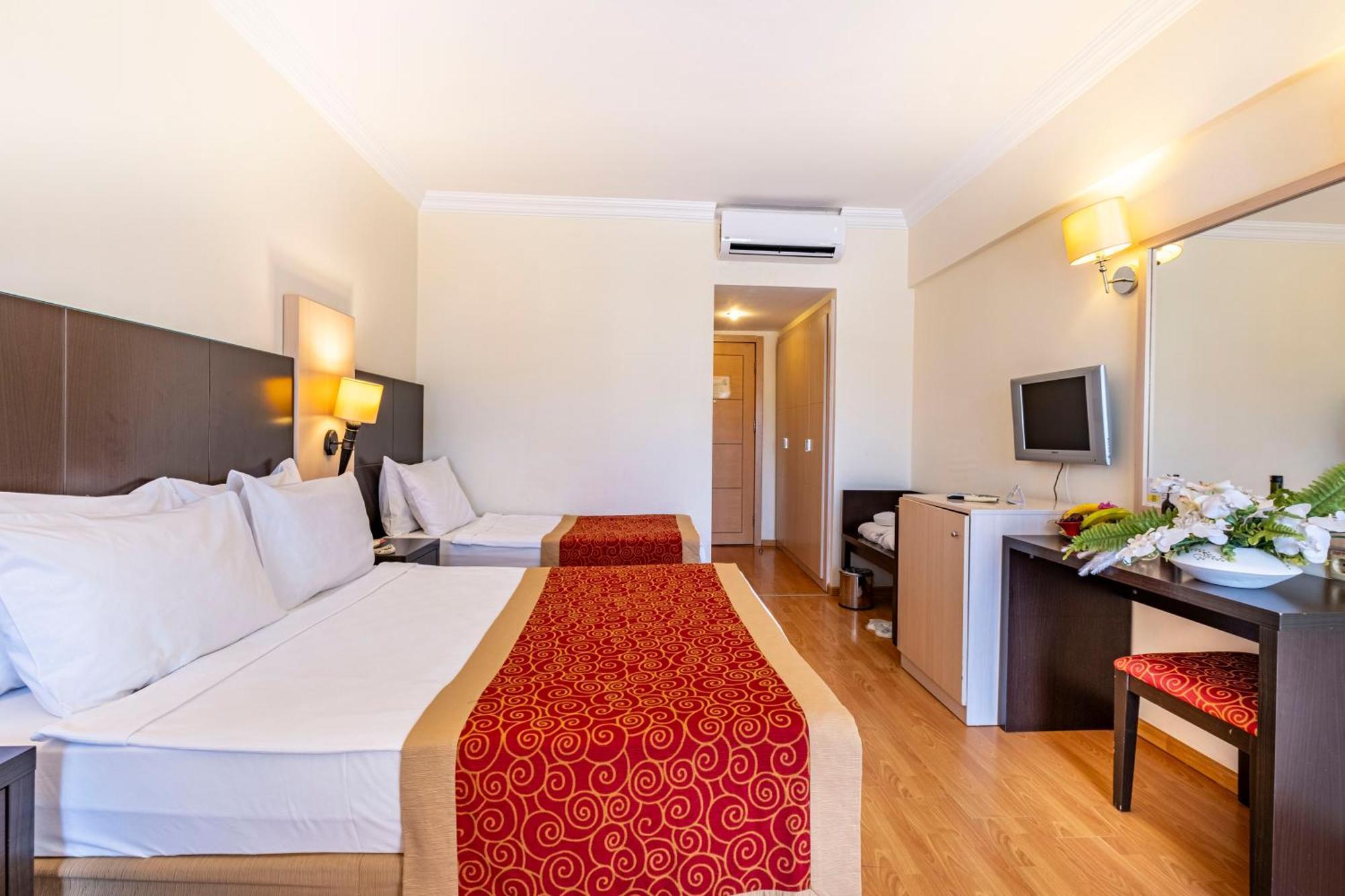 Viking Garden Hotel 凯梅尔 外观 照片