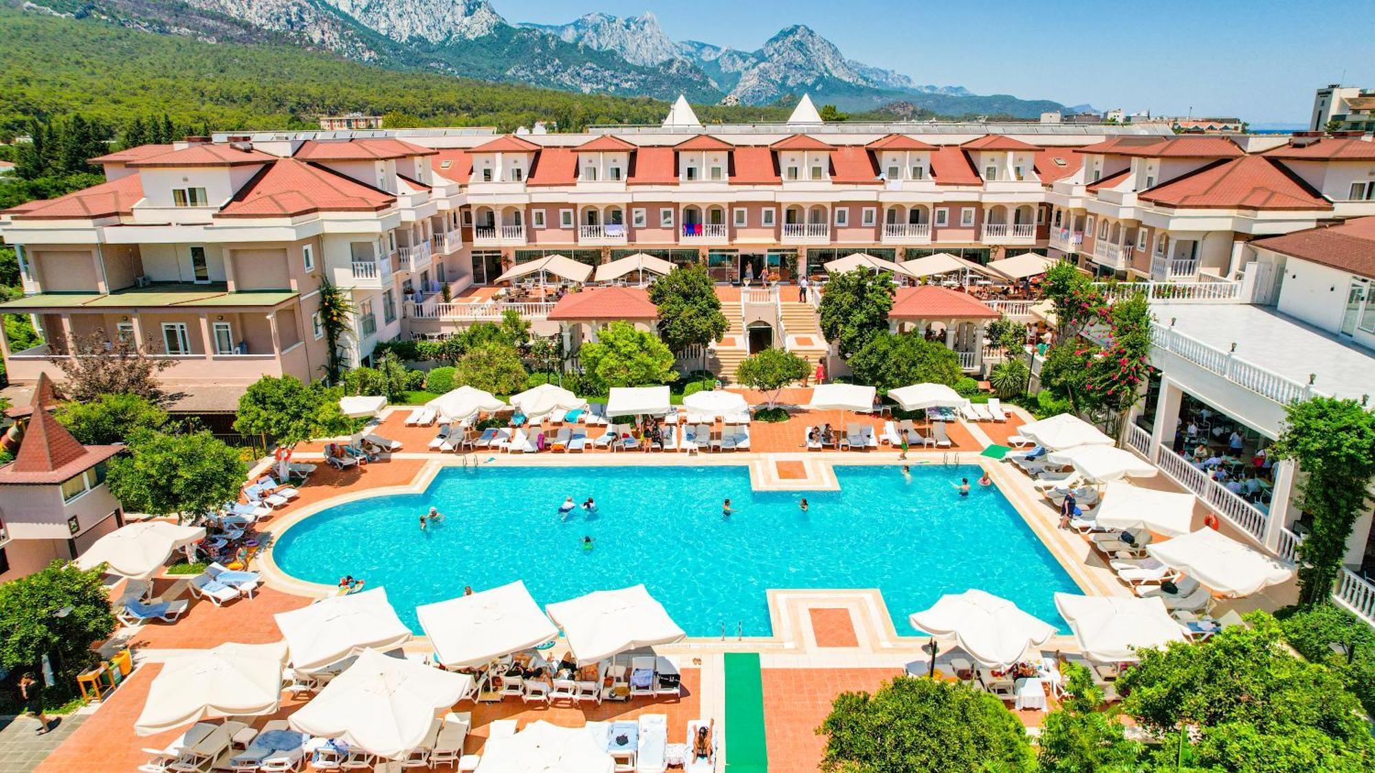 Viking Garden Hotel 凯梅尔 外观 照片