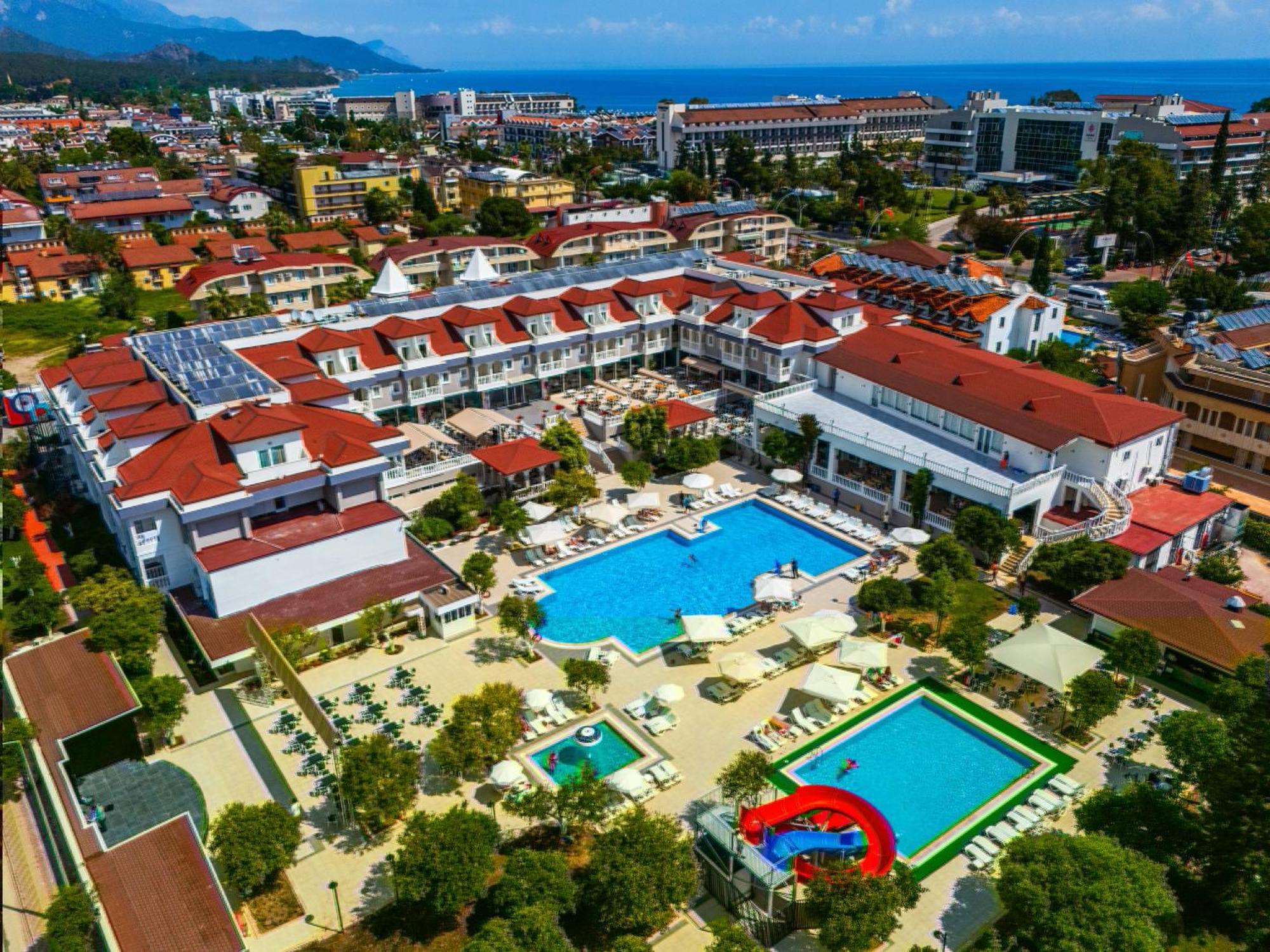 Viking Garden Hotel 凯梅尔 外观 照片